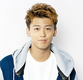 竹内涼真の結婚歴と三吉彩花との関係に注目
