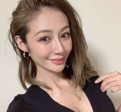 宮崎麗香の元夫の画像や職業、子供との関係