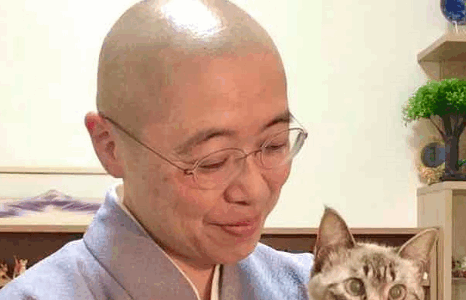 やまと尼寺じとうさんの病気の写真は本当？年齢と現在の活動まとめ