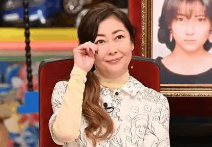 中山美穂と中山忍は腹違い？家系図で紐解く母親・弟も含めた家族の全真相