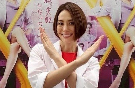 米倉涼子と伊藤英明の接点とは？元カレhiの正体と覚醒剤疑惑の行方