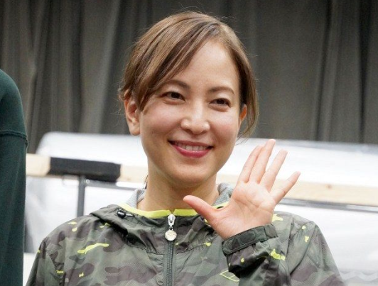 鈴木杏樹の再婚相手は誰？喜多村緑郎との現在と元旦那の死因とは