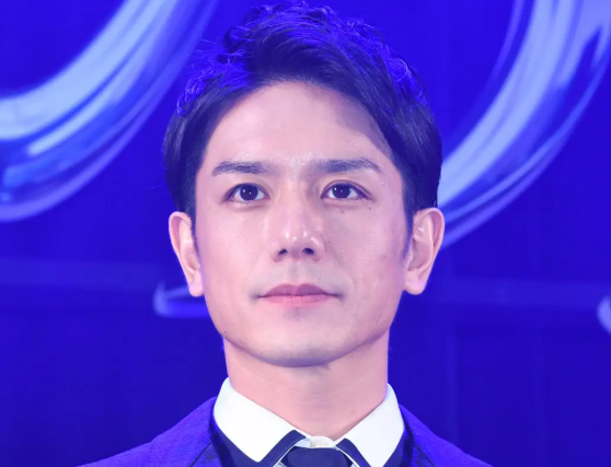 滝沢秀明の母親は弥生？父親と兄の死因の真相・家族写真・実家の八王子まで完全解説