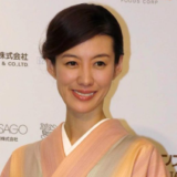 ともさかりえの子供は何人？息子の年齢や学校・高校や大学・現在の一人暮らし・夫や父親まで最新調査